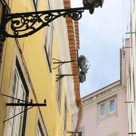 Madalena Cozy Apartment Lisbon