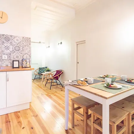 Апартаменти Madalena Cozy - Cozy In Baixa *