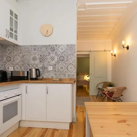 Madalena Cozy - Cozy In Baixa Lägenhet