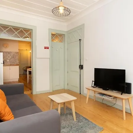 Madalena Cozy - Cozy In Baixa * Lisboa
